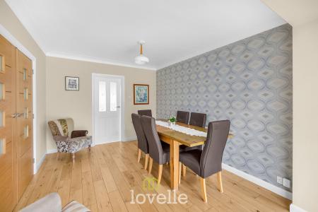 5 bedroom Detached house for sale in Allestree Drive, Scartho, Grimsby, DN33