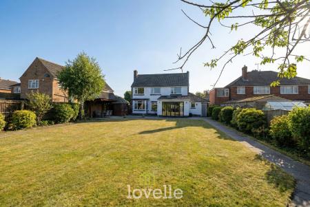 5 bedroom Detached house for sale in Allestree Drive, Scartho, Grimsby, DN33