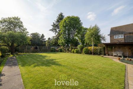 5 bedroom Detached house for sale in Allestree Drive, Scartho, Grimsby, DN33