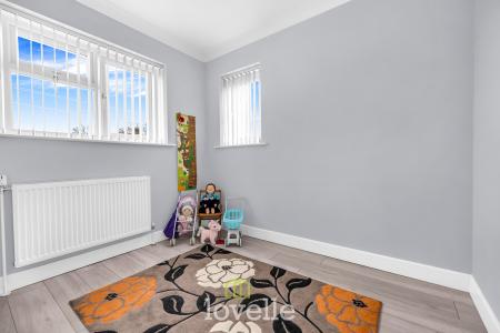 5 bedroom Detached house for sale in Allestree Drive, Scartho, Grimsby, DN33