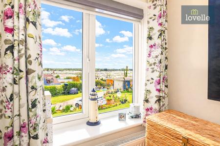 3 bedroom Detached house for sale in The Hill, Saltfleet, LN11