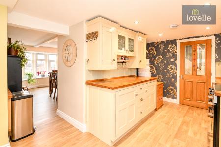 3 bedroom Detached house for sale in The Hill, Saltfleet, LN11