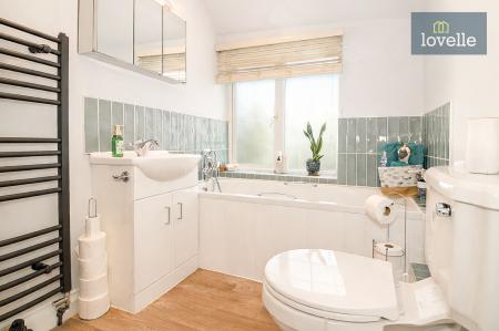 3 bedroom Detached house for sale in The Hill, Saltfleet, LN11