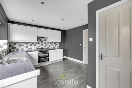 2 bedroom Semi-detached house for sale in Tealby Close, Immingham, DN40