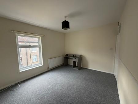 2 bedroom Terraced House to let in Julian Street, Grimsby, DN32