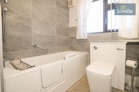 3 bedroom Detached bungalow for sale in Pasture Drive, Louth, LN11