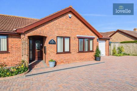 3 bedroom Detached bungalow for sale in Pasture Drive, Louth, LN11