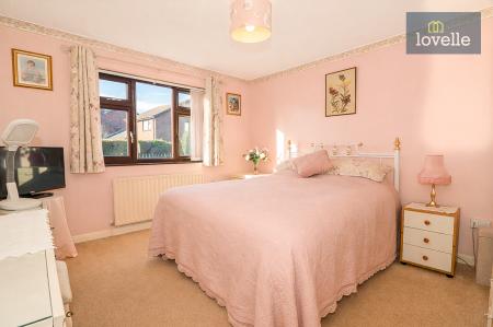 3 bedroom Detached bungalow for sale in Pasture Drive, Louth, LN11