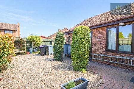 3 bedroom Detached bungalow for sale in Pasture Drive, Louth, LN11