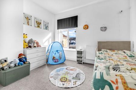 3 bedroom Terraced House for sale in Columbia Road, Grimsby, DN32