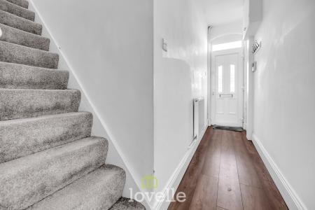 3 bedroom Terraced House for sale in Columbia Road, Grimsby, DN32