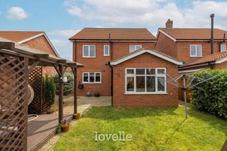 4 bedroom Detached house for sale in Bellflower Road, Scartho, Grimsby, DN33
