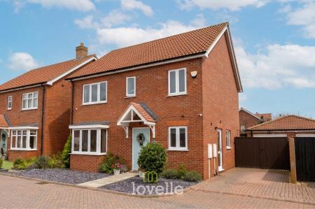 Bellflower Road, Scartho, Grimsby, DN33