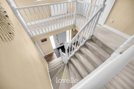 4 bedroom Detached house for sale in Buttercup Court, Healing, DN41