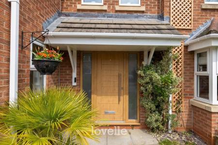 4 bedroom Detached house for sale in Buttercup Court, Healing, DN41