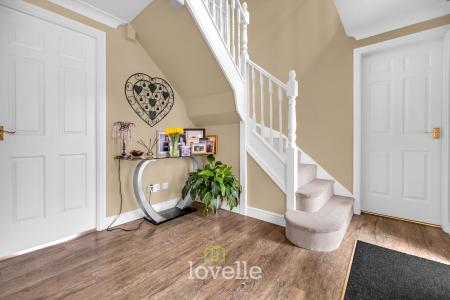 4 bedroom Detached house for sale in Buttercup Court, Healing, DN41