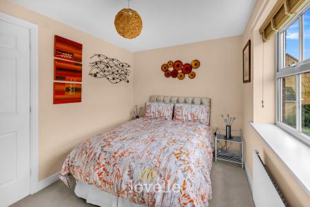 4 bedroom Detached house for sale in Buttercup Court, Healing, DN41