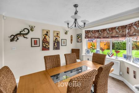 4 bedroom Detached house for sale in Buttercup Court, Healing, DN41