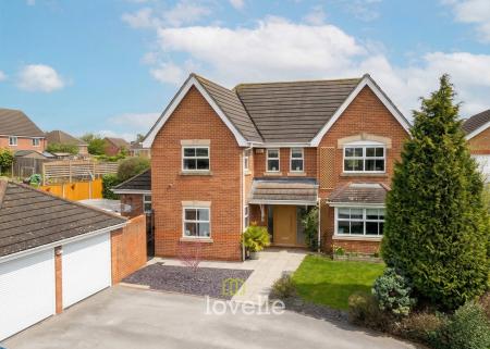 4 bedroom Detached house for sale in Buttercup Court, Healing, DN41