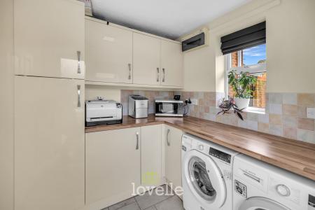 4 bedroom Detached house for sale in Buttercup Court, Healing, DN41