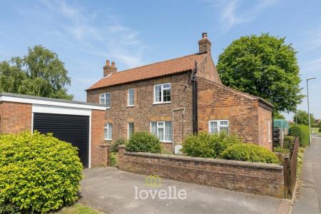 2 bedroom Detached house for sale in Pelham Crescent, Keelby, DN41