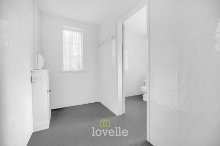 2 bedroom Detached house for sale in Pelham Crescent, Keelby, DN41