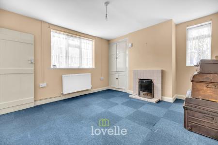 2 bedroom Detached house for sale in Pelham Crescent, Keelby, DN41