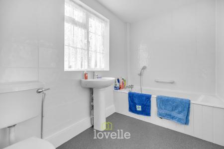 2 bedroom Detached house for sale in Pelham Crescent, Keelby, DN41