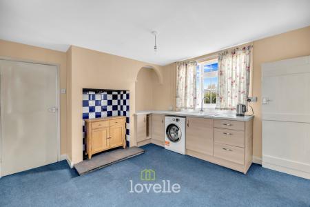 2 bedroom Detached house for sale in Pelham Crescent, Keelby, DN41