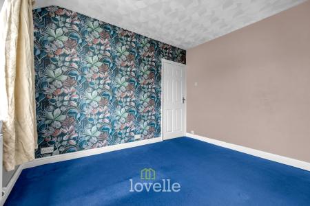 3 bedroom Terraced House for sale in Chelmsford Avenue, Grimsby, DN34