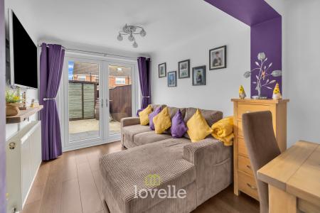 3 bedroom Semi-detached house for sale in Worlaby Road, Scartho, Grimsby, DN33