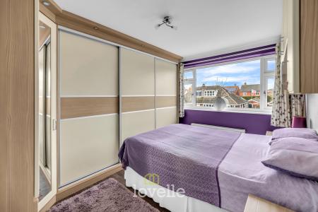 3 bedroom Semi-detached house for sale in Worlaby Road, Scartho, Grimsby, DN33