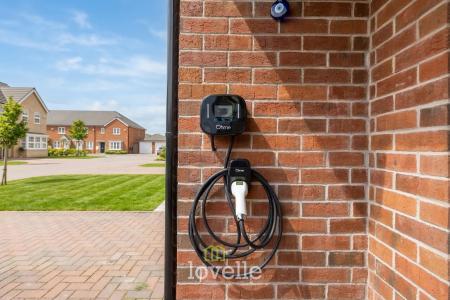 4 bedroom Detached house for sale in Bramley Close, Springfield Park, Grimsby, DN33