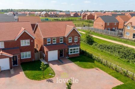 4 bedroom Detached house for sale in Bramley Close, Springfield Park, Grimsby, DN33