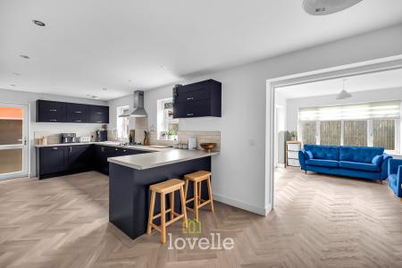 4 bedroom Detached house for sale in Bramley Close, Springfield Park, Grimsby, DN33