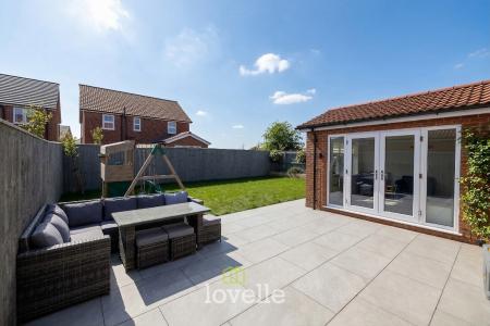 4 bedroom Detached house for sale in Bramley Close, Springfield Park, Grimsby, DN33