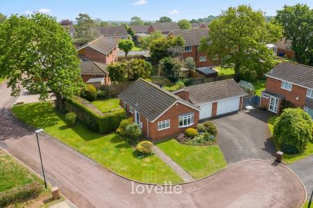 2 bedroom Detached bungalow for sale in Heathfield Court, Grimsby, DN34