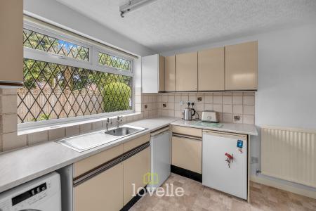 2 bedroom Detached bungalow for sale in Heathfield Court, Grimsby, DN34