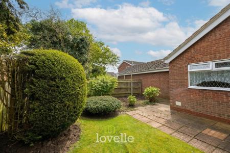 2 bedroom Detached bungalow for sale in Heathfield Court, Grimsby, DN34