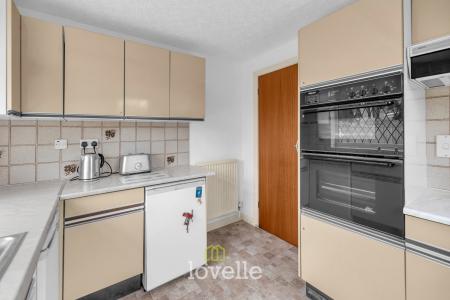 2 bedroom Detached bungalow for sale in Heathfield Court, Grimsby, DN34