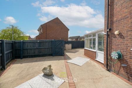 2 bedroom Semi-detached house for sale in Orion Way, Laceby Acres, Grimsby, DN34