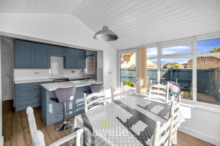 2 bedroom Semi-detached house for sale in Orion Way, Laceby Acres, Grimsby, DN34