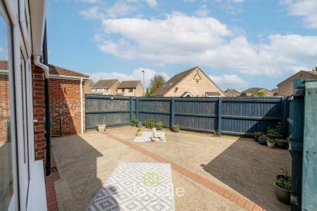 2 bedroom Semi-detached house for sale in Orion Way, Laceby Acres, Grimsby, DN34