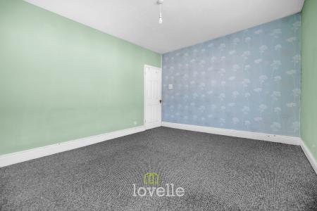 2 bedroom Terraced House for sale in Elsenham Road, Grimsby, DN31