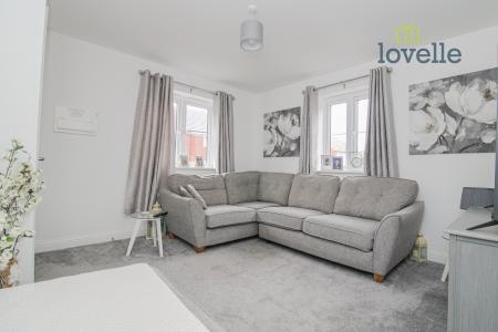 3 bedroom Semi-detached house for sale in Daisy Drive, Laceby, DN37