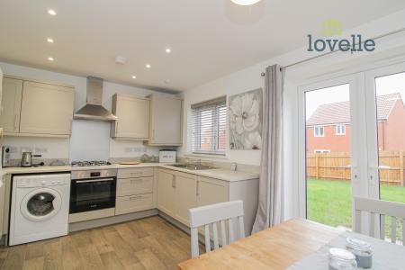 3 bedroom Semi-detached house for sale in Daisy Drive, Laceby, DN37