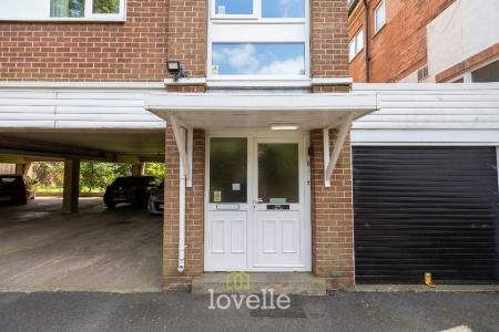 2 bedroom Flat for sale in Bargate, Grimsby, DN34