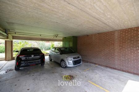 2 bedroom Flat for sale in Bargate, Grimsby, DN34