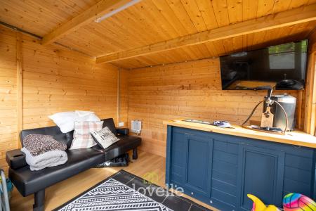 4 bedroom Detached house for sale in Beacon Court, Grimsby, DN32