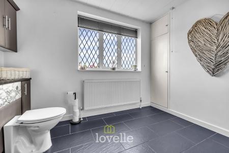 4 bedroom Detached house for sale in Beacon Court, Grimsby, DN32